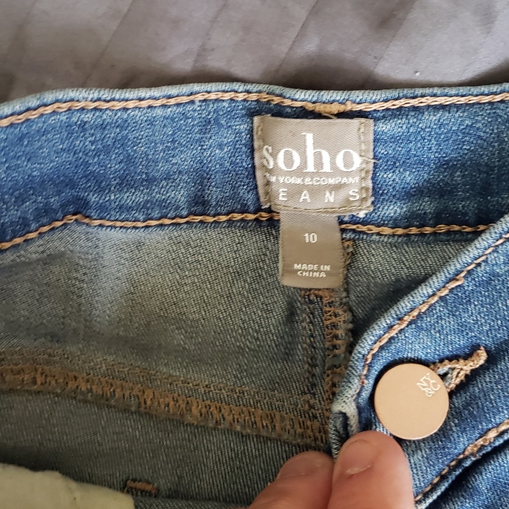 NY & Co soho Denim Shorts - Picture 3 of 3